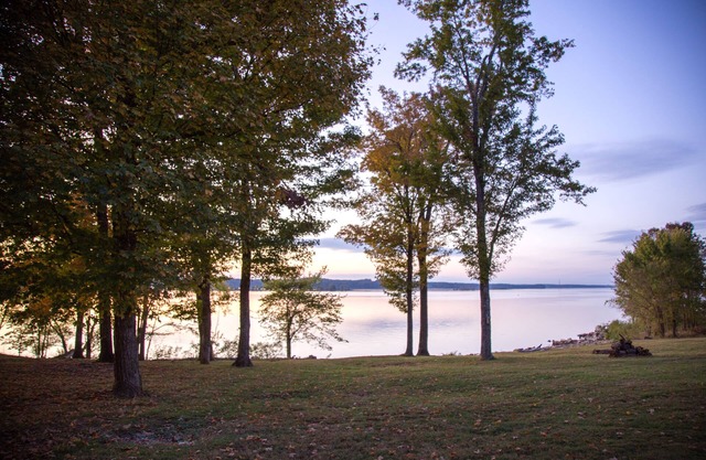 Rockcastle Lakeside Retreat