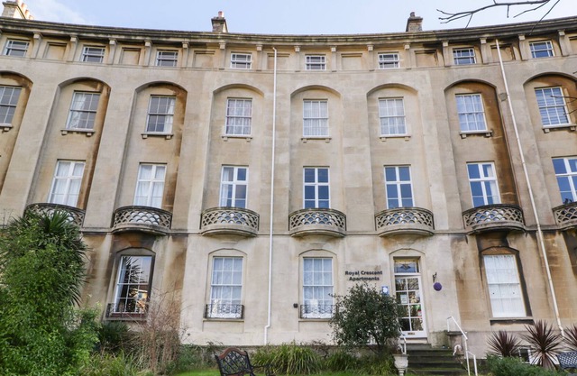 ROCKHAVEN, pet friendly, with a garden in Weston-Super-Mare