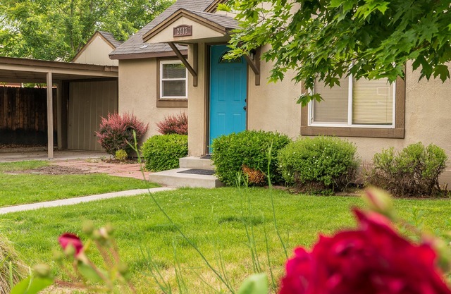 Rockin' Sunset Cottage-Near Hyde Park/Downtown