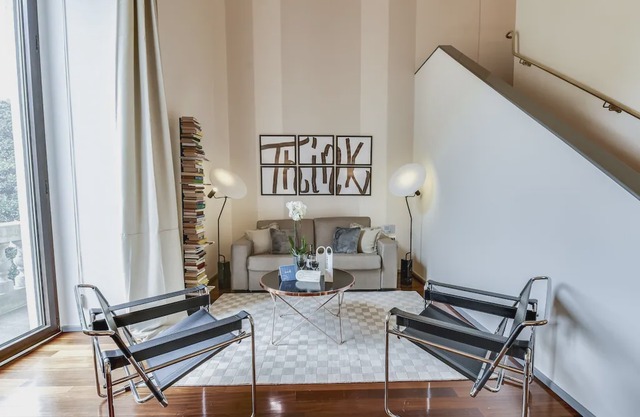 Romagnosi - One Bedroom Apartment, Sleeps 4