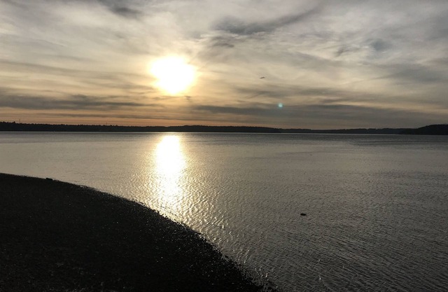 Romantic Beach House on the water with private beach