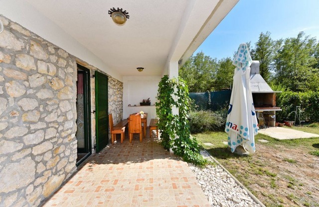 Romantic stone house ORHIDEJA