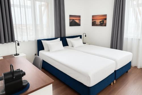 Rooftop City Residence with Underground Parking