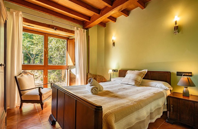 Room A Penela in Mondoñedo with terrace, shared garden, and Wi-Fi