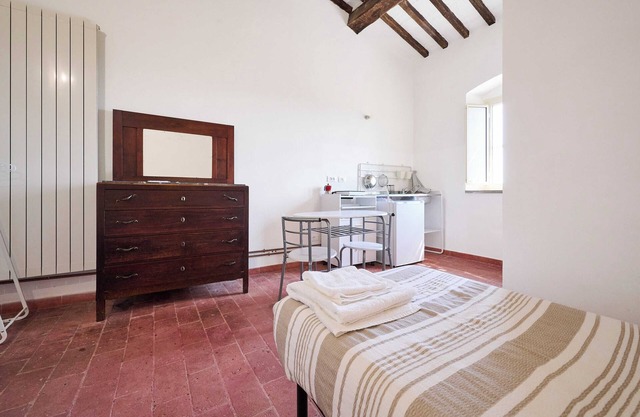 Room 'Camera 4 - Del Ponti' with Shared Garden and Wi-Fi