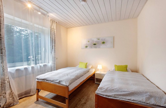 Room 'No. 7' with Shared Terrace and Shared Garden