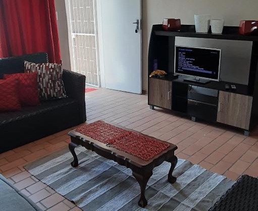 Roos Getaway Apartments #7