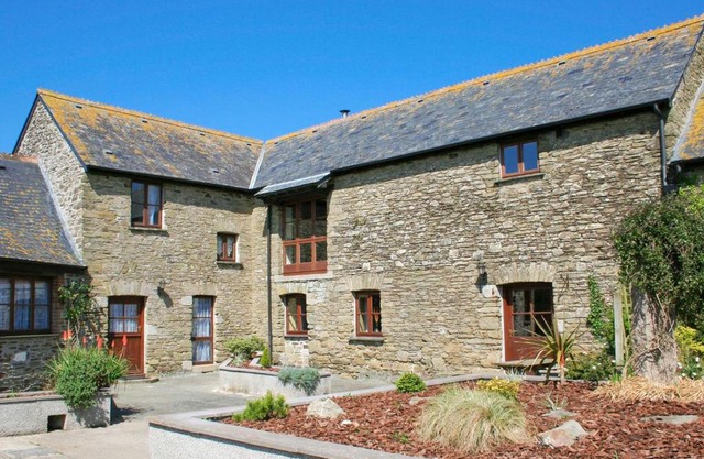 Rosebud Cottage-UK12897