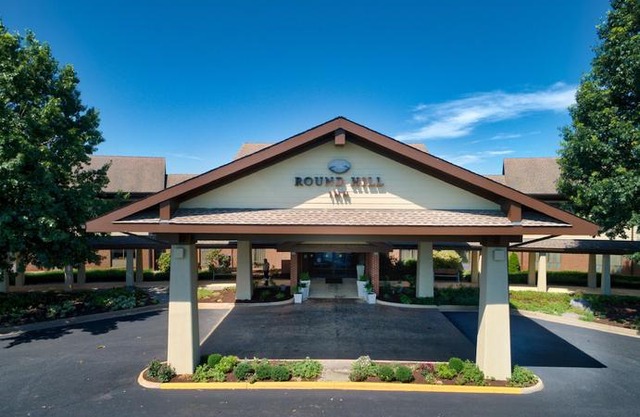 Round Hill Inn