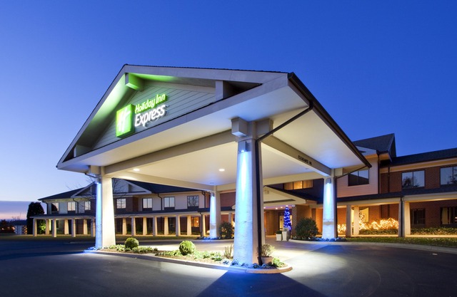 Round Hill Inn