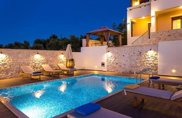 Roupes Villa IV, Family villa, Fantastic views, Private pool