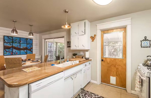 Route 66 Hope Ranch House