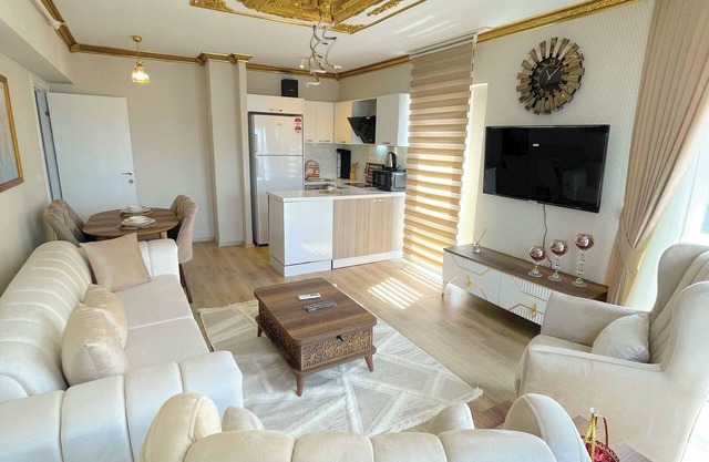 Royal Panorama Suite, 2A/C, Wifi & Free Parking -HI9
