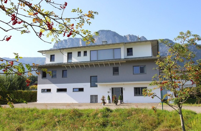 Rudi - LH Lorenzhaus GmbH