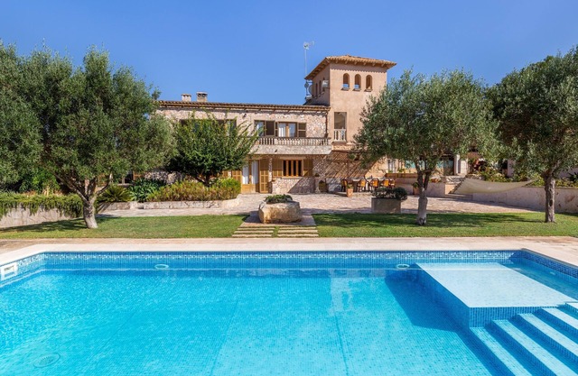 Rural Holiday Home Son Colom with Wi-Fi, Terrace