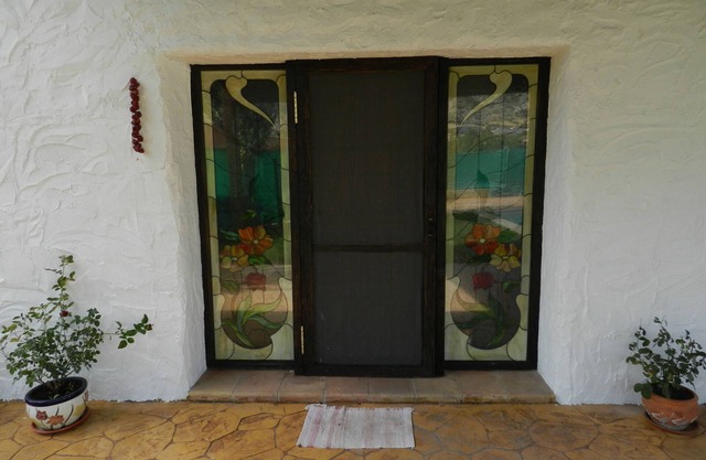 RURAL HOUSE WITH PRIVATE POOL AND GOOD COMMUNICATION