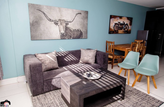 Rustic Ruby Central@ 77 Independence