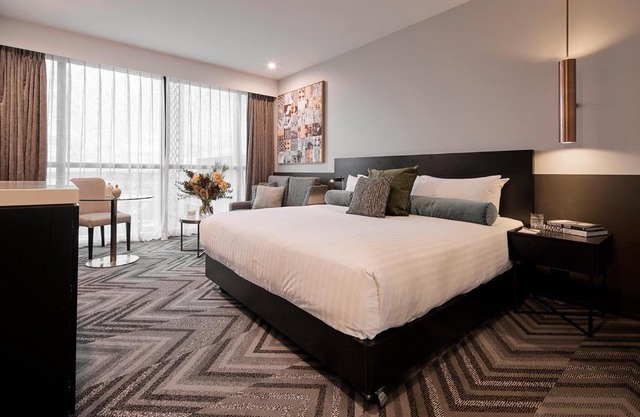 Rydges Perth Kings Square