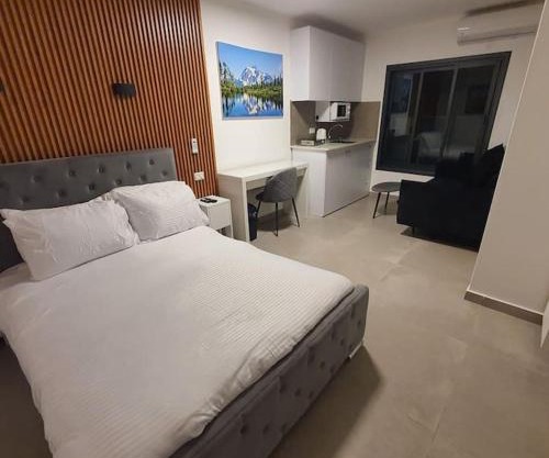 Ryo 18 דירה במלון בוטיק 2 דקות מטיילת בת ים