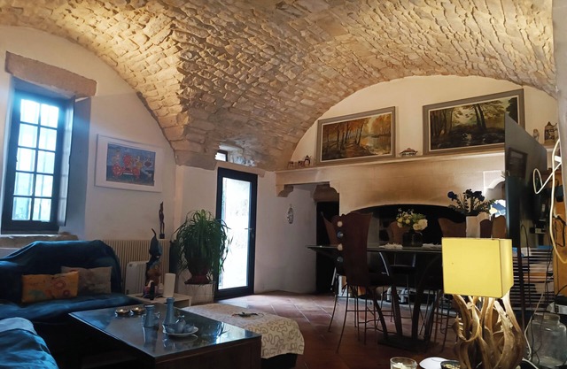 Séjournez Dans un Lieu Chargé D'histoire Entre mer et Cévennes