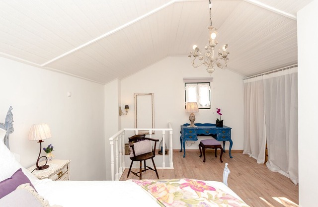 São Vicente apartment - Alfama Lisbon - private patio - free wifi