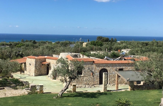 Sage beach trullo in Pescoluse