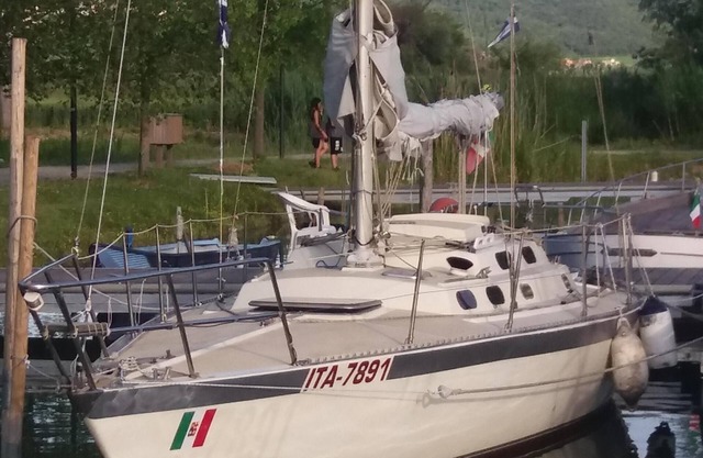 Sailboat of 11.50 at Lake Trasimeno