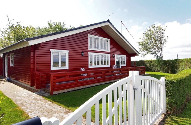 "Salme" - 100m from the sea by Interhome