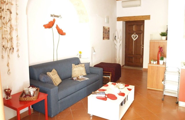 Salomone Apartment 5 by Wonderful Italy