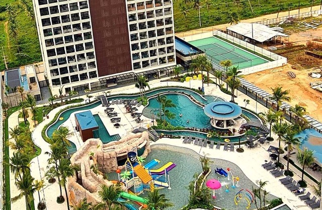 SaltBeach - Salinas Premium Resort