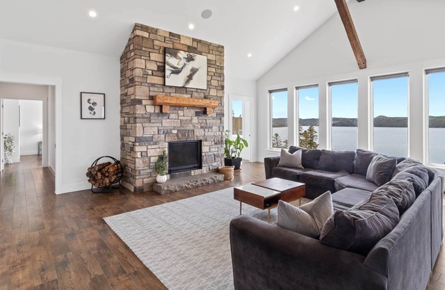 Saltwater Manor Oceanview Villa Holyrood