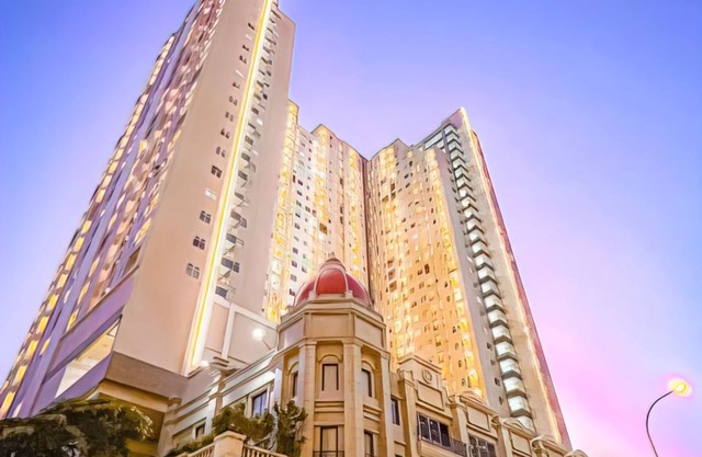 Salute de Madison Park Apartments