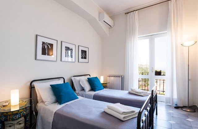 San Domenico Penthouse, ideal for groups in the center on Taormina with terrace.