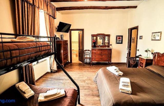 San Gennaro Bed