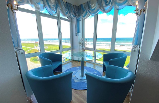 Sandburg vacation apartment on Schönberg beach