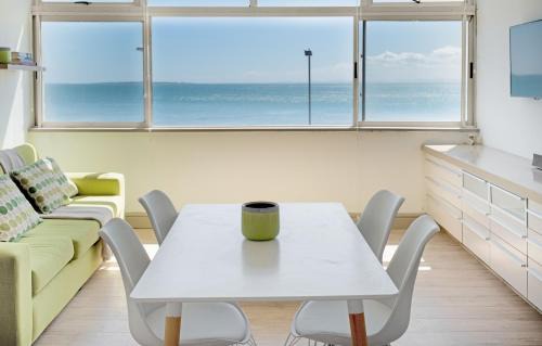 Sandringham 45 by Host Agents