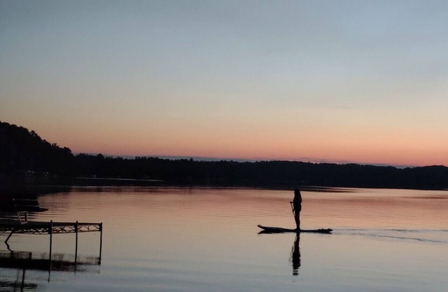 Sandy Beach and Lake Views on Mary Lake!