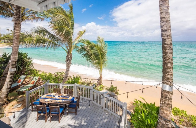 ★ Sandy Beachfront Home ★ Kayak/Laundry/WiFi/Parking/AC.