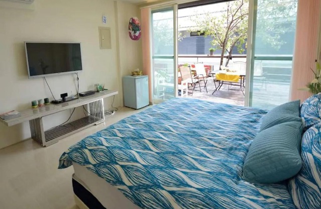 Sanyi Wei Wei Feng B&B