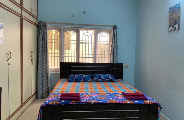 Sapphire @ Shibani's Nest, Brookefields