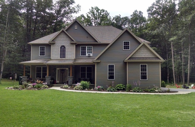 Saratoga Family ADK Retreat, Track, SPAC, Fireplace, Hiking, Lk George, Hot Tub