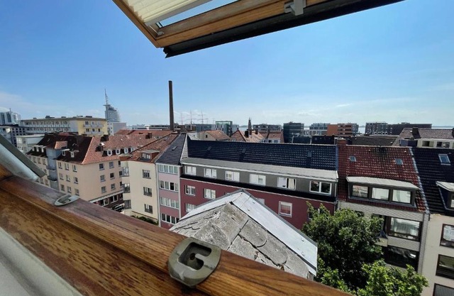 Schöne einfache zentrale Ferienwohnung über den Dächern der Stadt