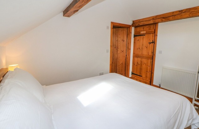 School House Cottage, LONGNOR