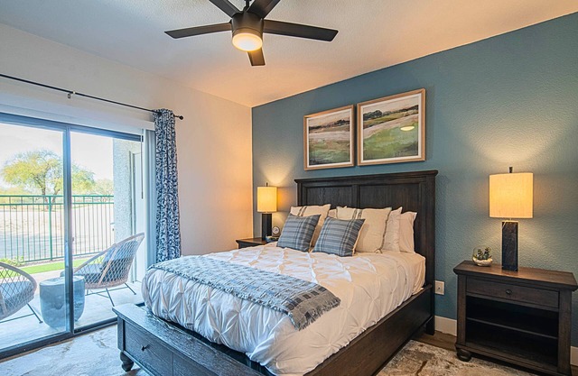 Scottsdale 2BR retreat w/hot tub & BBQ patio