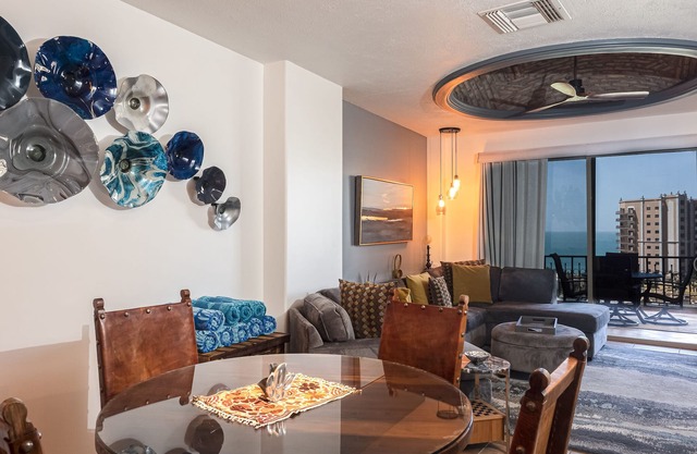 SEA Caytion NEWLY Remodeled Condo at Bella Sirenan