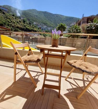 Sea Song Luxury Apartment in Diamond Hill