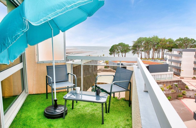 sea view - 160m from the beach - Flat for 4