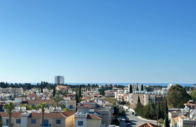 Sea View 2BD Apt - Elysia Park