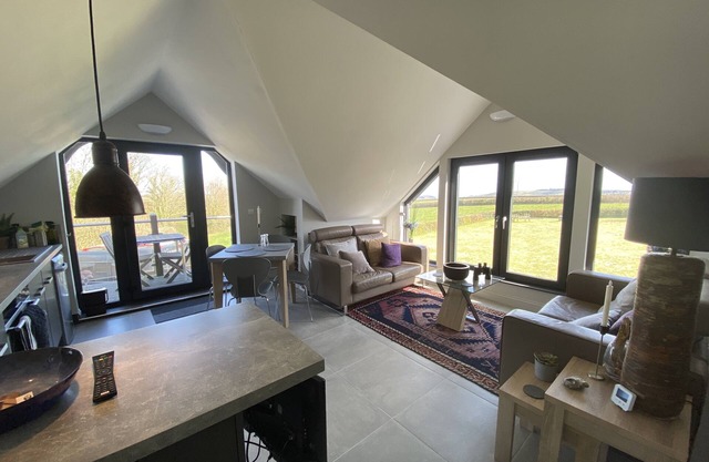 Sea View Countryside Barn Sleeps 4, Rural Setting, parking, wifi.