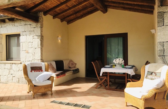 Sea view villa with swimming pool